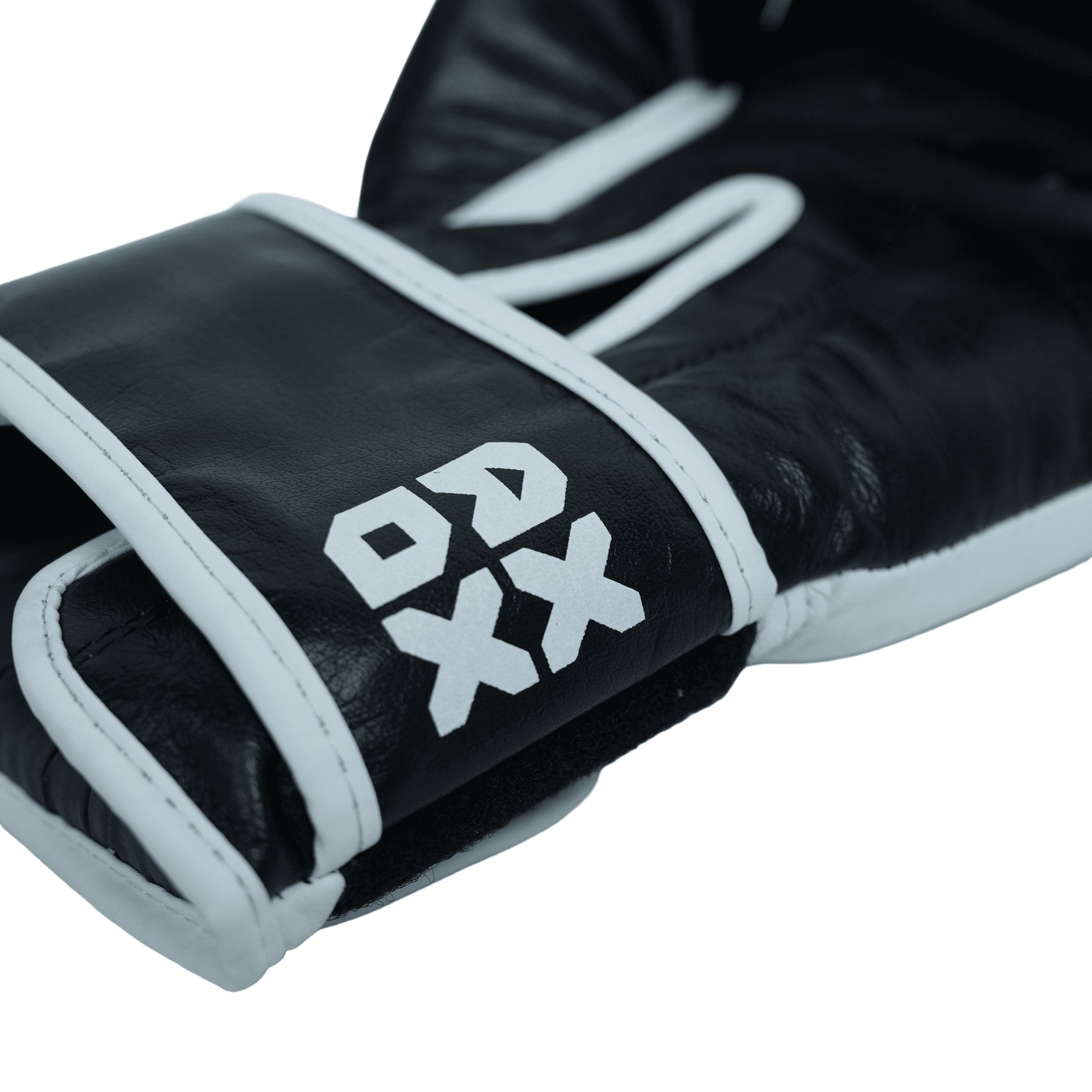 Leather Boxing Gloves for Training – White/Black | 10 Oz